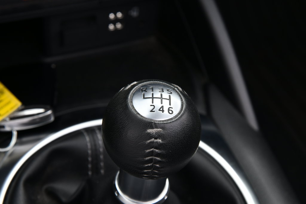 Used 2021 MAZDA MX-5 Miata RF Grand Touring RWD image 19