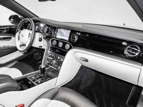 Certified 2020 Bentley Mulsanne Speed image 2