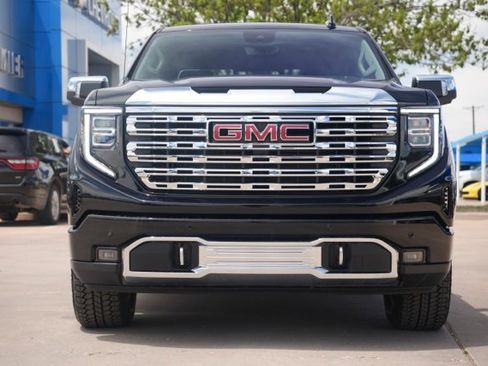 New 2025 GMC Sierra 1500 Denali w/ Technology Package image 10