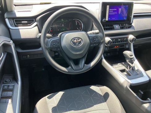 Certified 2025 Toyota RAV4 XLE w/ Convenience Package FWD image 15