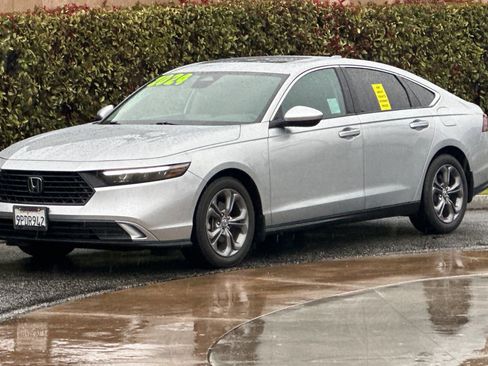 Used 2024 Honda Accord EX image 8