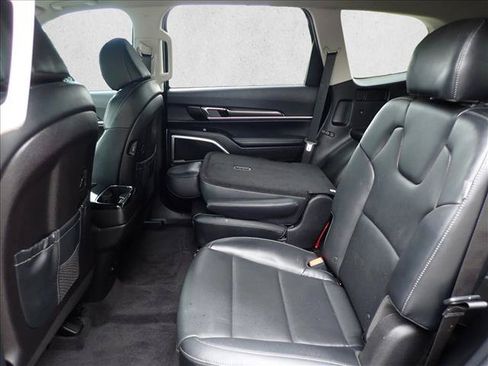 Used 2024 Kia Telluride S w/ S Sunroof Package FWD image 9