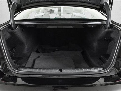 Used 2022 BMW 530i xDrive 530i xDrive w/ Convenience Package image 6