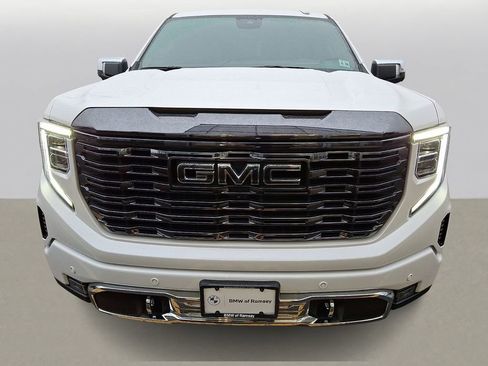 Used 2023 GMC Sierra 1500 Denali Ultimate image 2