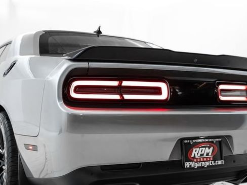 Used 2018 Dodge Challenger T/A image 11