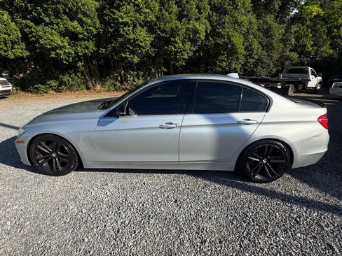 Used 2014 BMW 328i Sedan RWD image 4