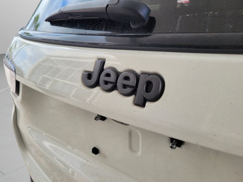 Certified 2021 Jeep Compass Latitude w/ Sun and Sound Group FWD image 30