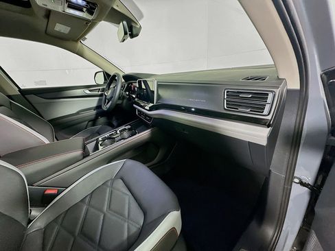 New 2026 Volkswagen Atlas Peak Edition AWD/4WD image 27