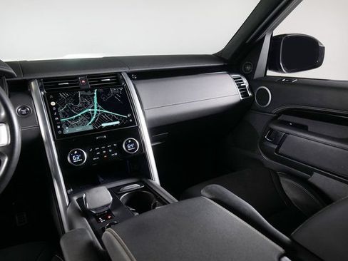 Certified 2023 Land Rover Discovery S R-Dynamic AWD/4WD image 17