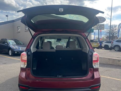 Used 2018 Subaru Forester 2.5i Premium w/ All-Weather Package image 22