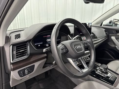 Used 2023 Audi Q5 2.0T Premium Plus w/ Premium Plus Package AWD/4WD image 18