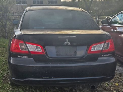 Used 2009 Mitsubishi Galant ES image 2