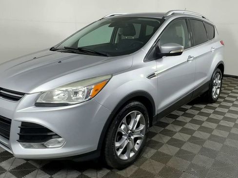 Used 2014 Ford Escape Titanium FWD image 5
