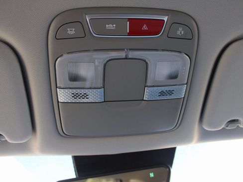 New 2025 Kia Telluride S image 43