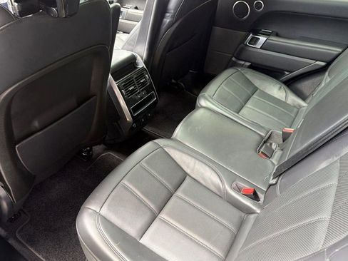 Used 2019 Land Rover Range Rover Sport HSE AWD/4WD image 26