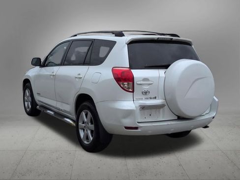 Used 2007 Toyota RAV4 Limited FWD image 4