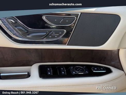 Used 2020 Lincoln Navigator L Reserve w/ Cargo Convenience Package AWD/4WD image 27