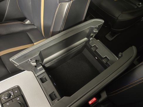 Certified 2025 MAZDA CX-90 3.3 Turbo S w/ Premium Package image 31