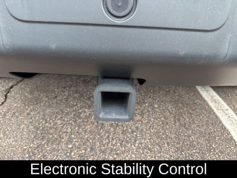 Used 2024 Porsche Macan image 14