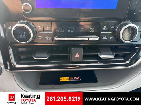 Used 2026 Toyota Highlander XLE AWD/4WD image 19
