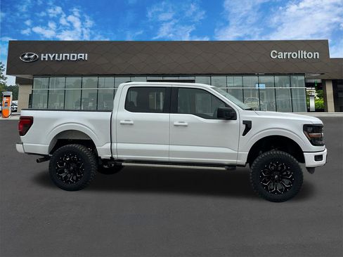 Used 2025 Ford F150 XLT w/ Equipment Group 301A Standard AWD/4WD image 4