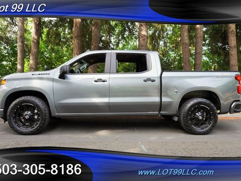 Used 2021 Chevrolet Silverado 1500 Custom w/ LPO, Dark Essentials Package AWD/4WD image 1