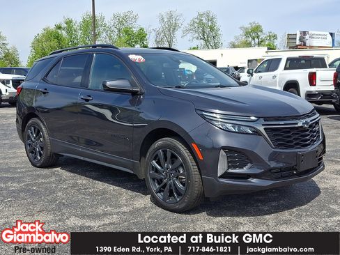 Used 2022 Chevrolet Equinox RS w/ LPO, Floor Liner Package AWD/4WD image 1