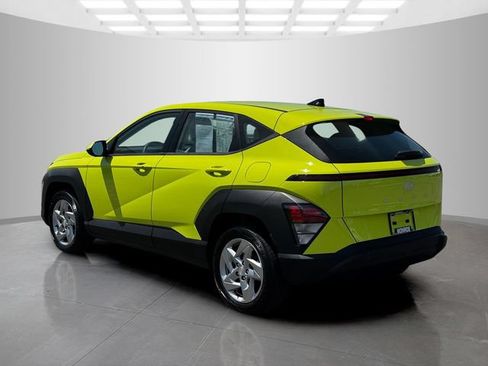 Used 2024 Hyundai Kona SE FWD image 5