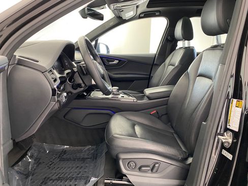 Used 2018 Audi Q7 3.0T Prestige w/ Prestige Package image 4
