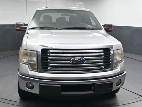 Used 2011 Ford F150 XLT w/ XLT Chrome Pkg image 2