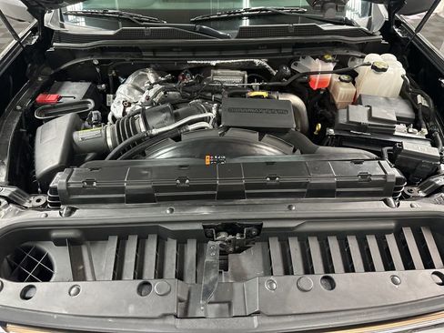 Used 2023 Chevrolet Silverado 2500 High Country w/ Z71 Off-Road Package AWD/4WD image 37