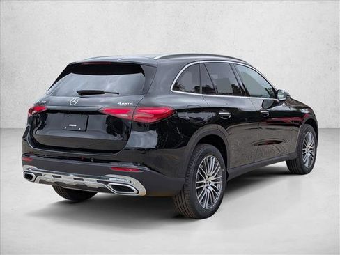 New 2026 Mercedes-Benz GLC 300 4MATIC image 2