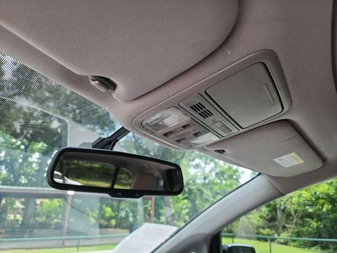 Used 2013 Honda Odyssey Touring image 22