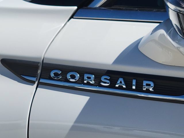 Used 2020 Lincoln Corsair Reserve w/ Equipment Group 201A FWD image 14