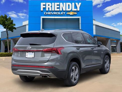 Used 2023 Hyundai Santa Fe SE w/ Winter Weather Package image 7