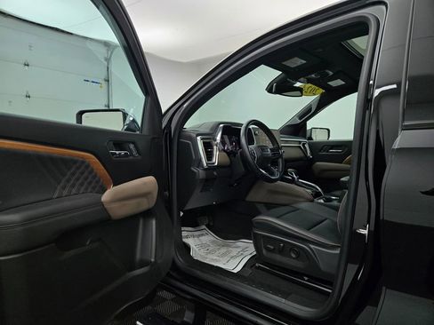 Used 2024 GMC Canyon Denali w/ LPO, Denali Black Edition image 25