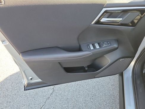 New 2026 Mitsubishi Outlander ES image 19