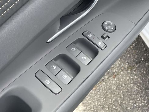 New 2026 Hyundai Elantra Sport FWD image 14