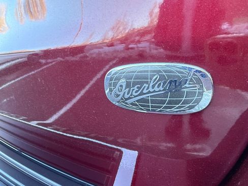 Used 2019 Jeep Grand Cherokee Overland image 13