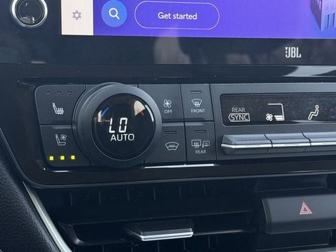 Certified 2024 Toyota Grand Highlander Limited image 22