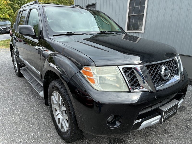 Used 2010 Nissan Pathfinder LE w/ Navigation Pkg AWD/4WD image 1