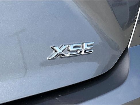 Used 2025 Toyota Camry XSE w/ Premium Plus Package image 10