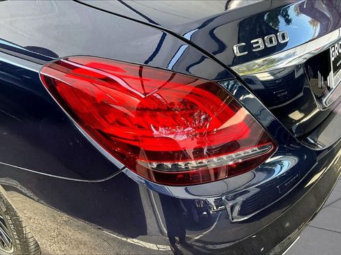 Used 2019 Mercedes-Benz C 300 Sedan image 29