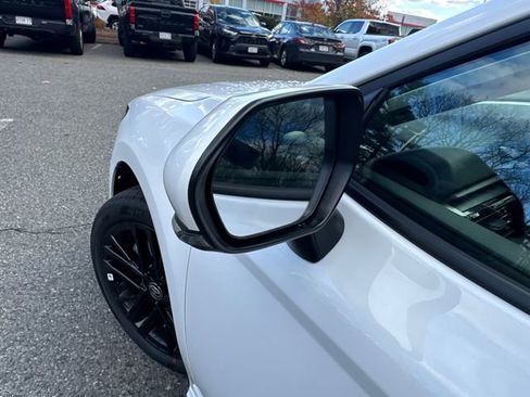 New 2026 Toyota Camry SE image 14