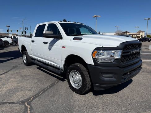 Used 2022 RAM 2500 Tradesman image 3