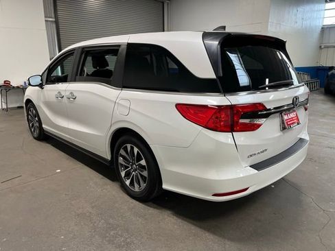 Used 2023 Honda Odyssey EX-L image 5