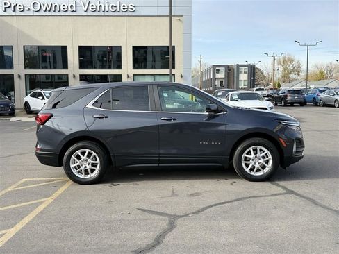 Used 2023 Chevrolet Equinox LT AWD/4WD image 8