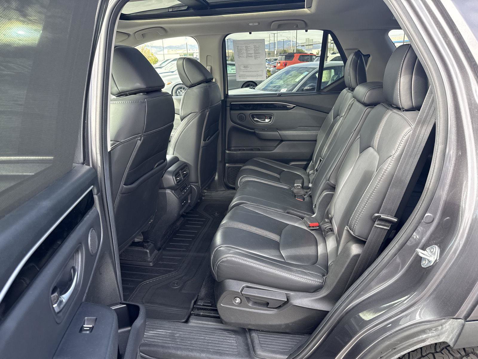 Used 2024 Honda Pilot Touring image 19