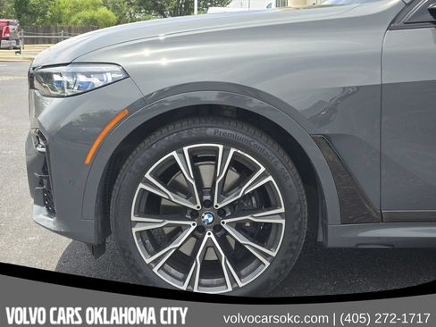 Used 2021 BMW X7 M50i AWD/4WD image 10