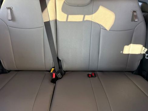 Used 2026 Toyota Sienna XLE FWD image 17